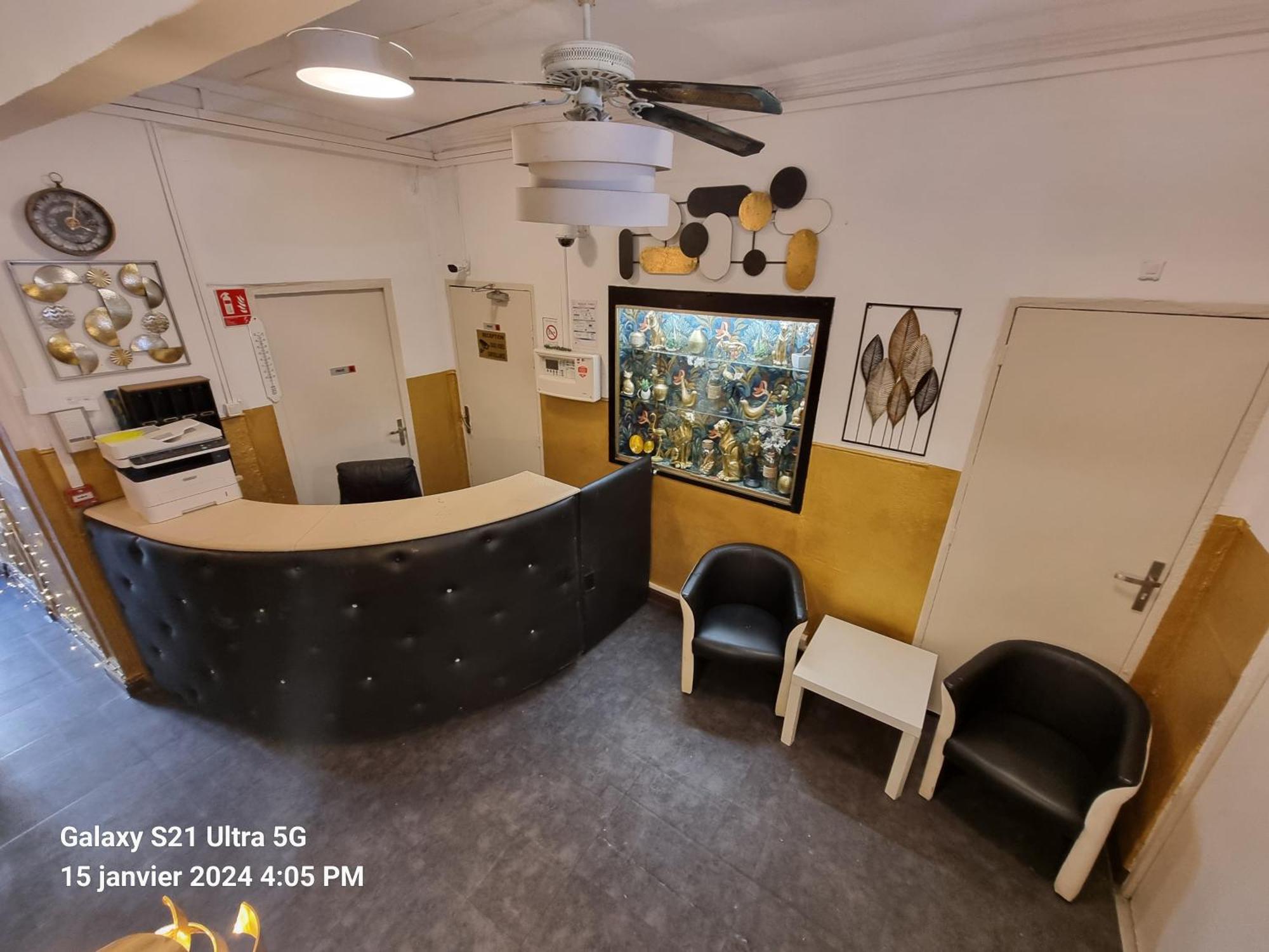 Hotel Des Allees Marseille Ngoại thất bức ảnh