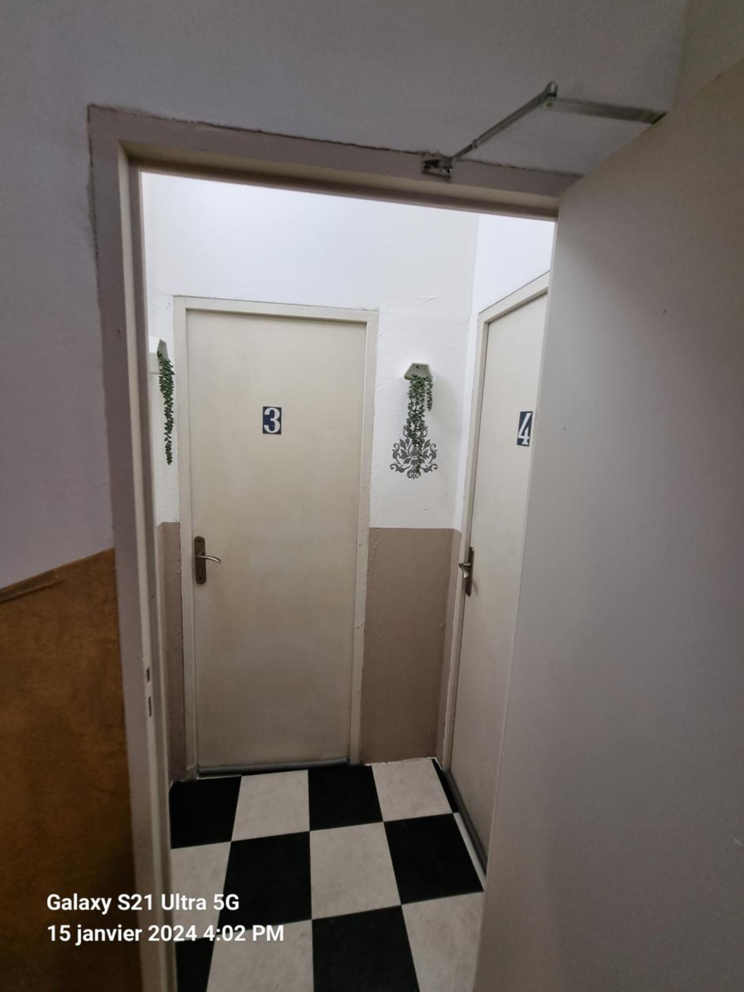 Hotel Des Allees Marseille Ngoại thất bức ảnh