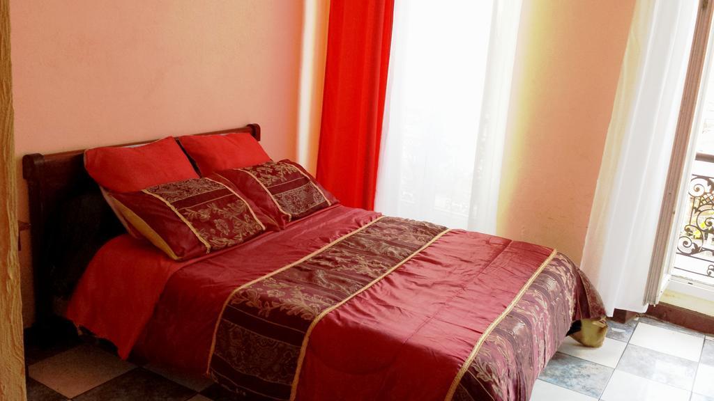 Hotel Des Allees Marseille Phòng bức ảnh