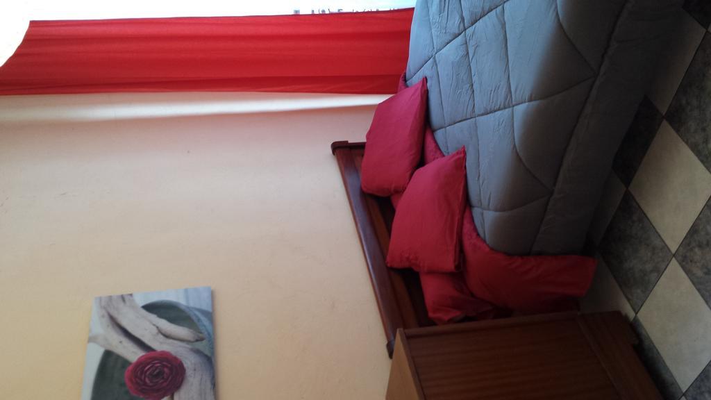 Hotel Des Allees Marseille Phòng bức ảnh