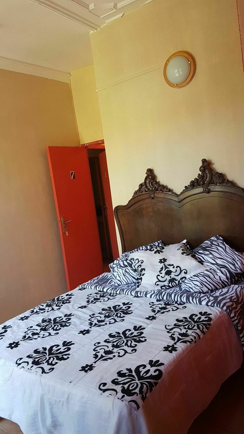 Hotel Des Allees Marseille Ngoại thất bức ảnh