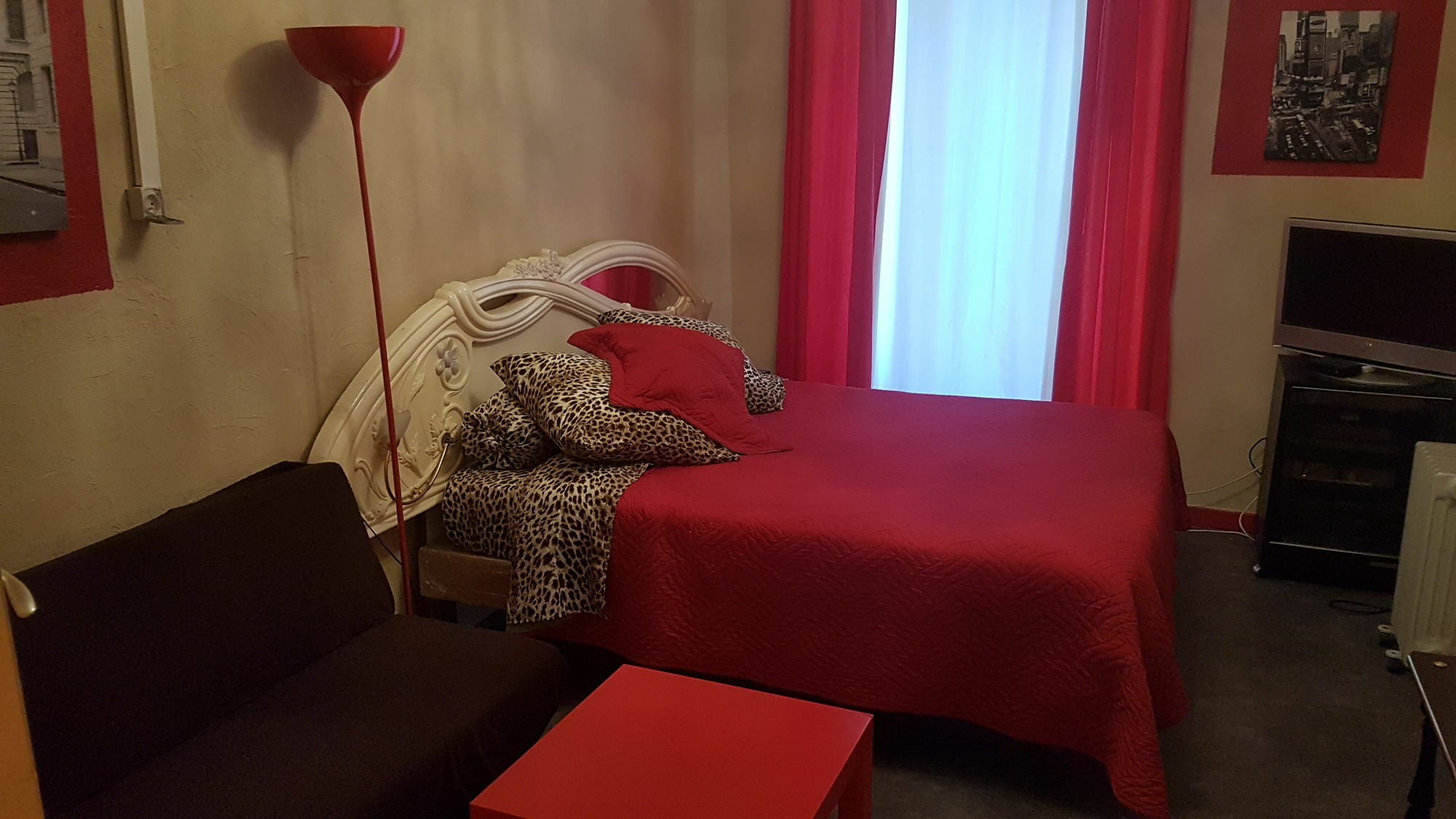 Hotel Des Allees Marseille Ngoại thất bức ảnh